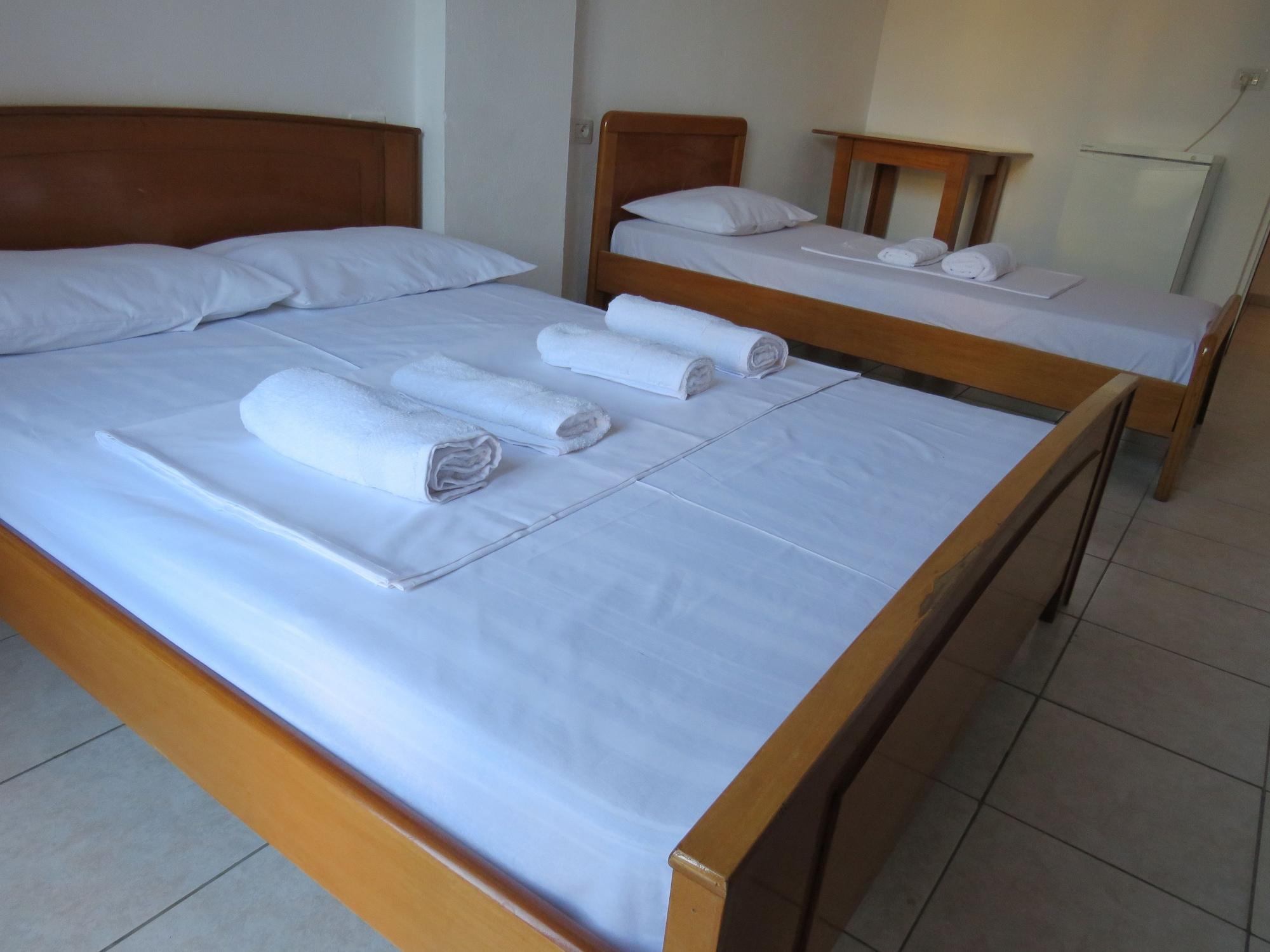 Casa Mia Hotel Саранда Экстерьер фото