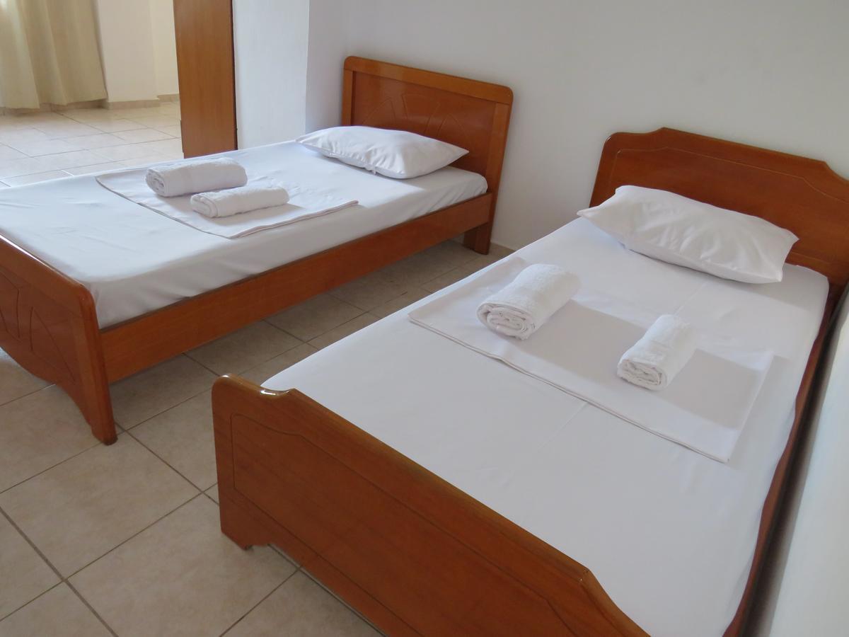 Casa Mia Hotel Саранда Экстерьер фото