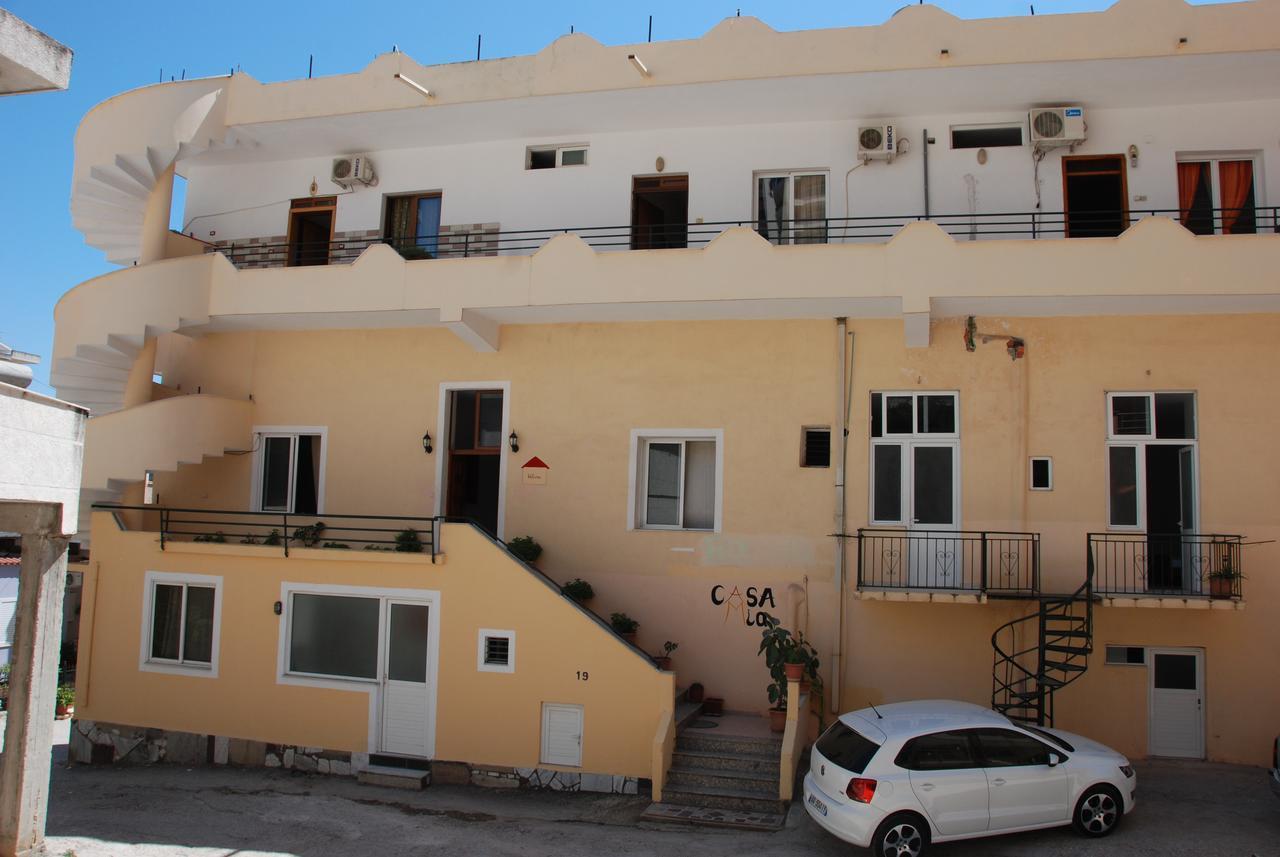 Casa Mia Hotel Саранда Экстерьер фото